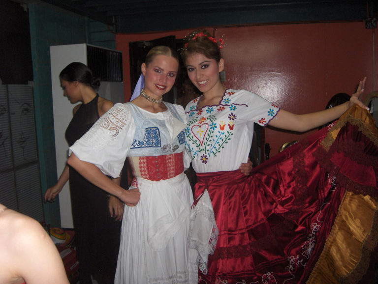 02 - Miss Earth 2007_Philippines